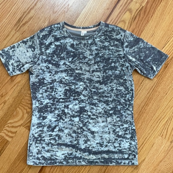 Crushed velvet silver Tee - Picture 1 of 5